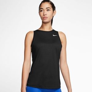 Women’s Size Medium Dri-Fit tank top!💓 NWT.